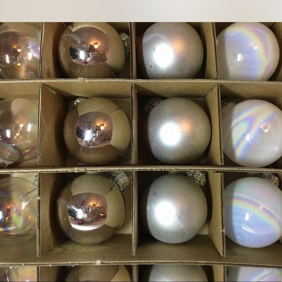 25 Mini Glass Christmas Ball Ornaments Silver Shiny Glitter Matte Opalescent - Picture 4 of 8